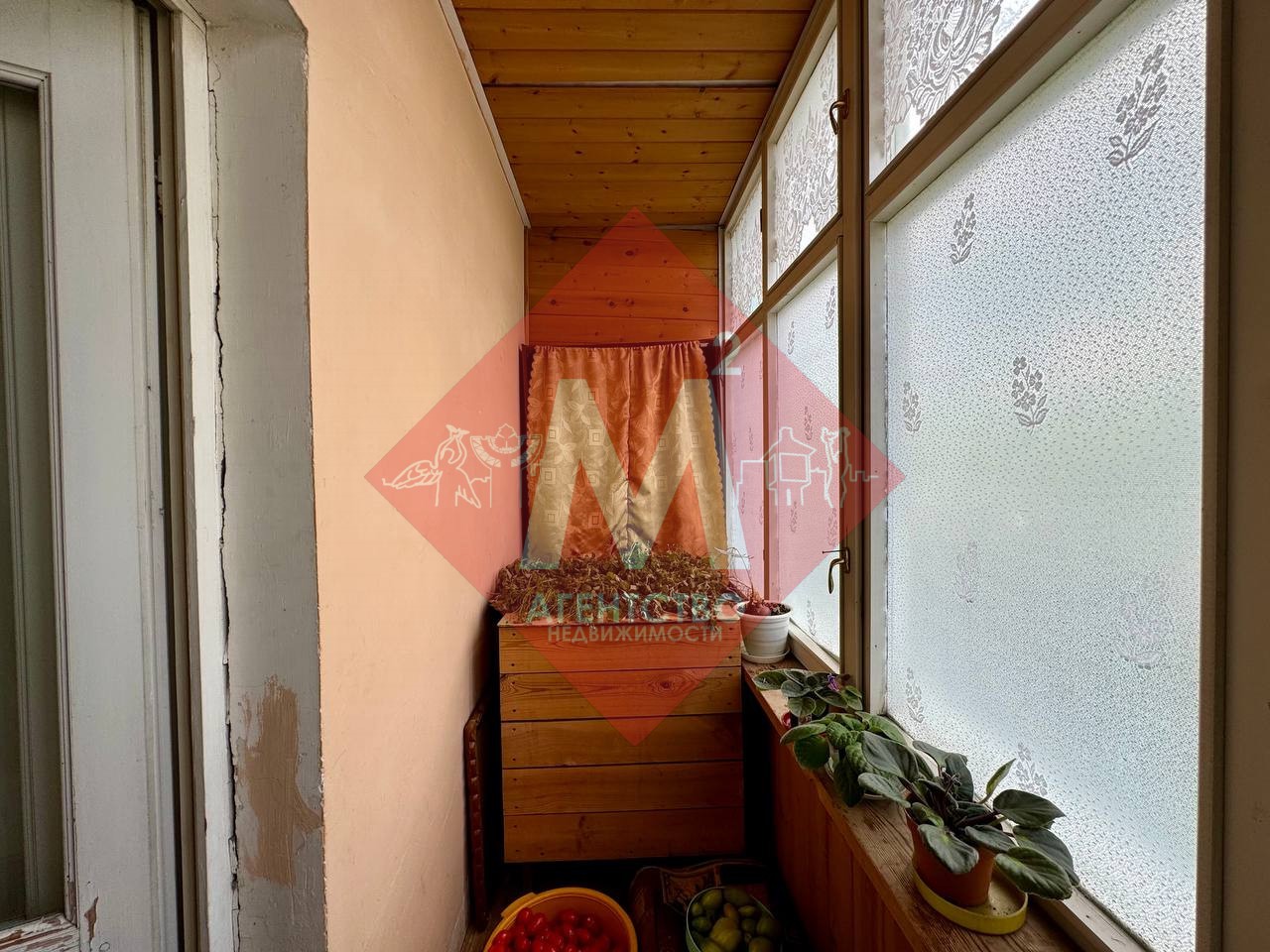 Продается просторная 3-комнатная