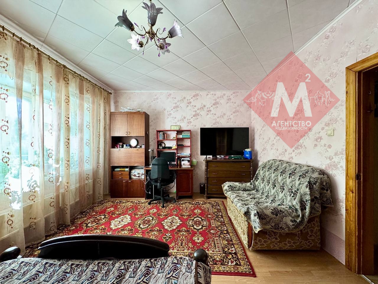 Продается просторная 3-комнатная