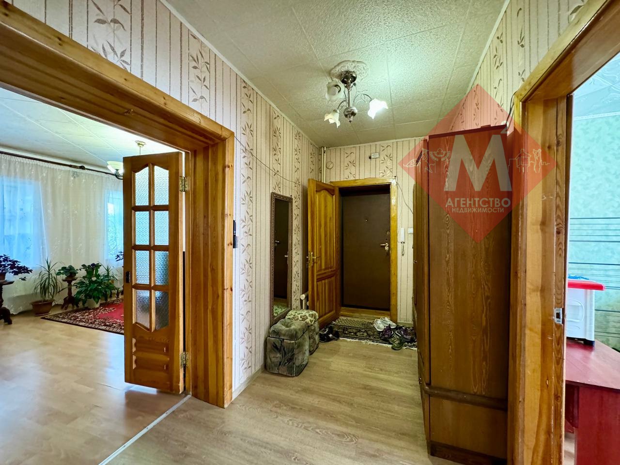 Продается просторная 3-комнатная