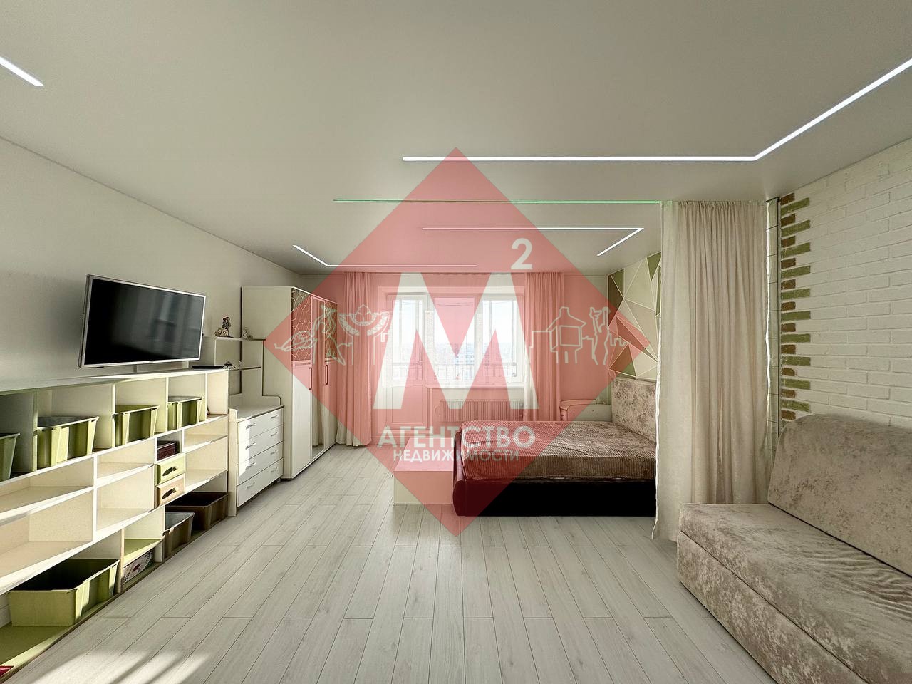 Продается просторная 1-комнатная