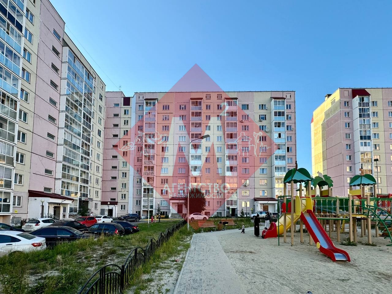 Продается просторная 1-комнатная