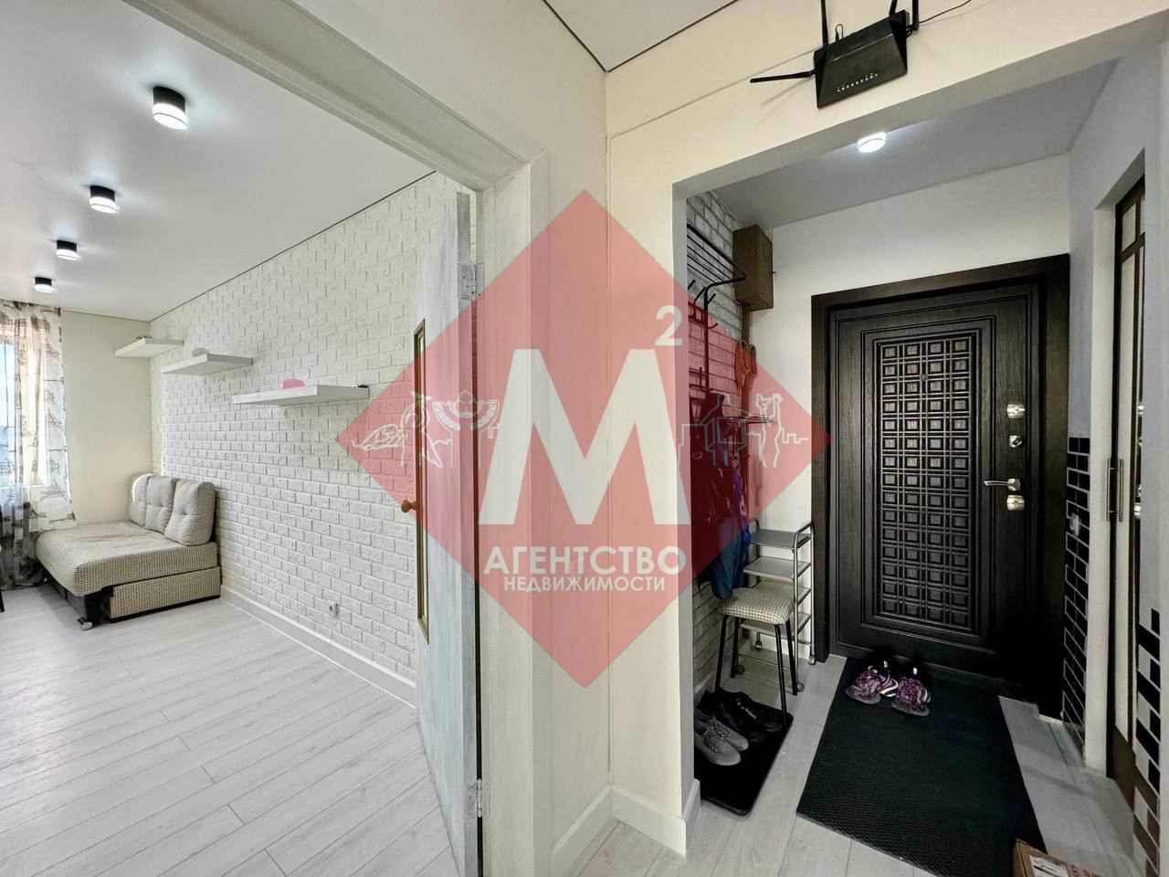 Продается просторная 1-комнатная