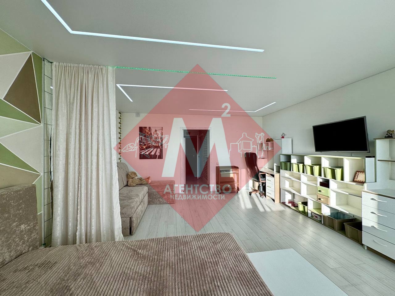 Продается просторная 1-комнатная