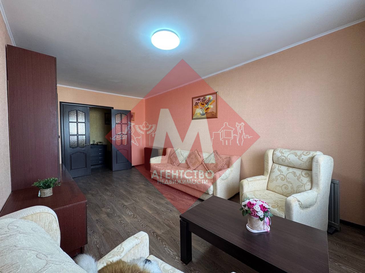 Продается 3-комнатная квартира