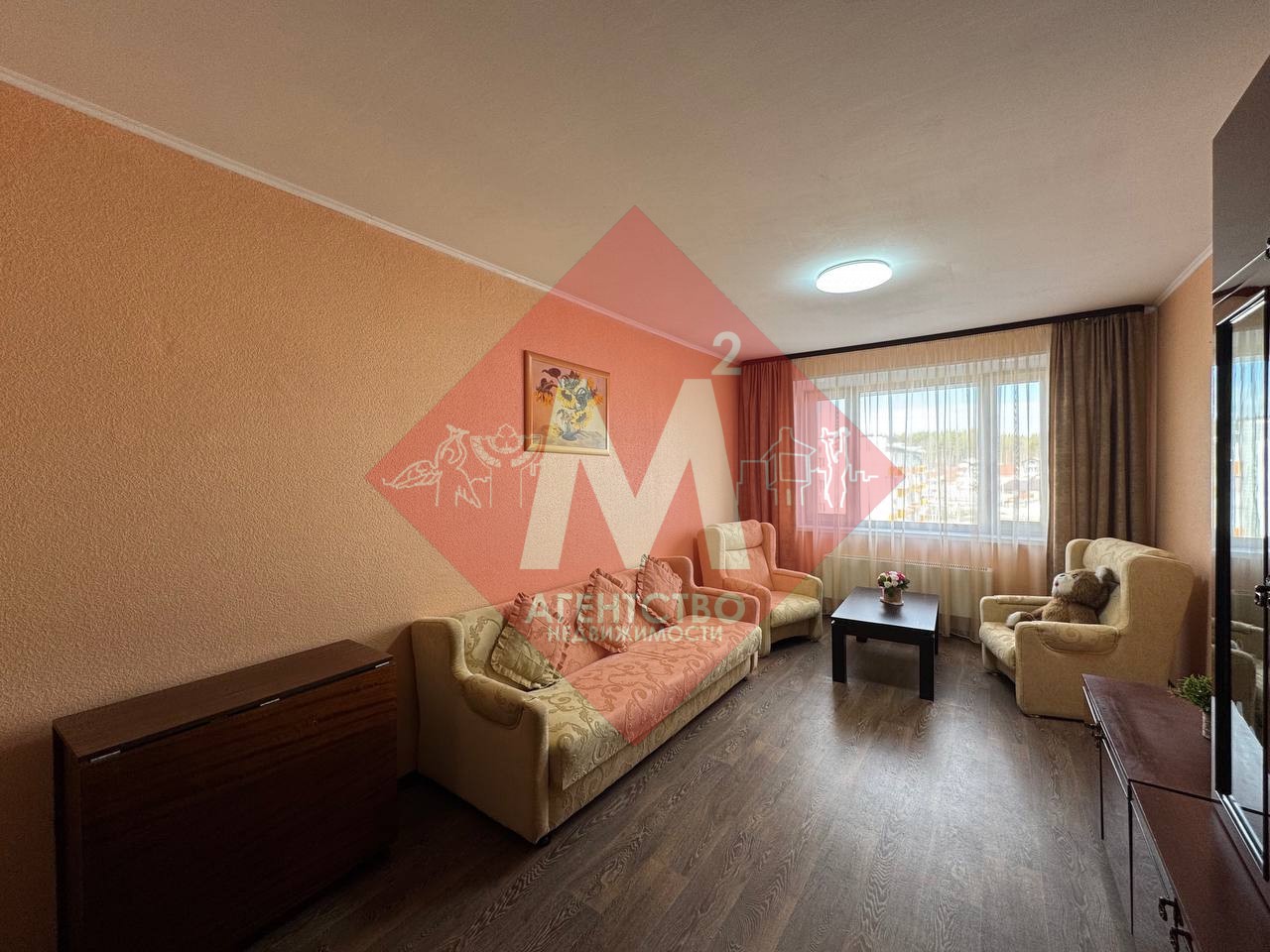 Продается 3-комнатная квартира