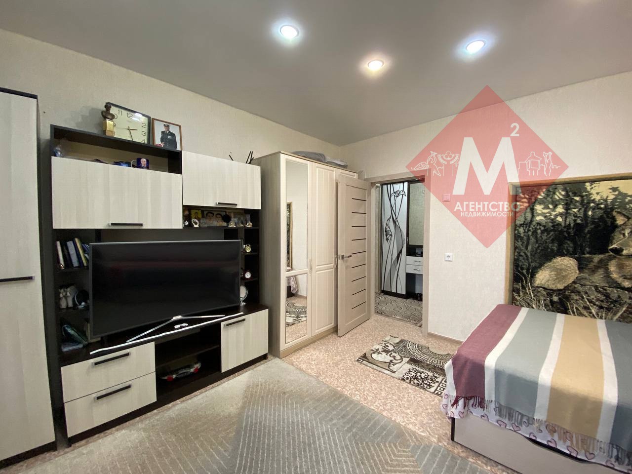 Продается 2-комнатная