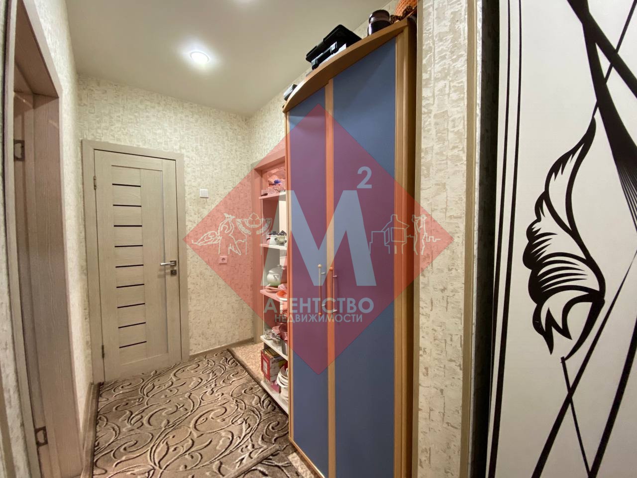 Продается 2-комнатная