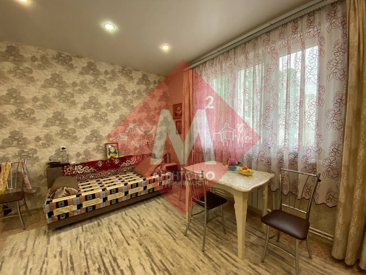 Продается 2-комнатная