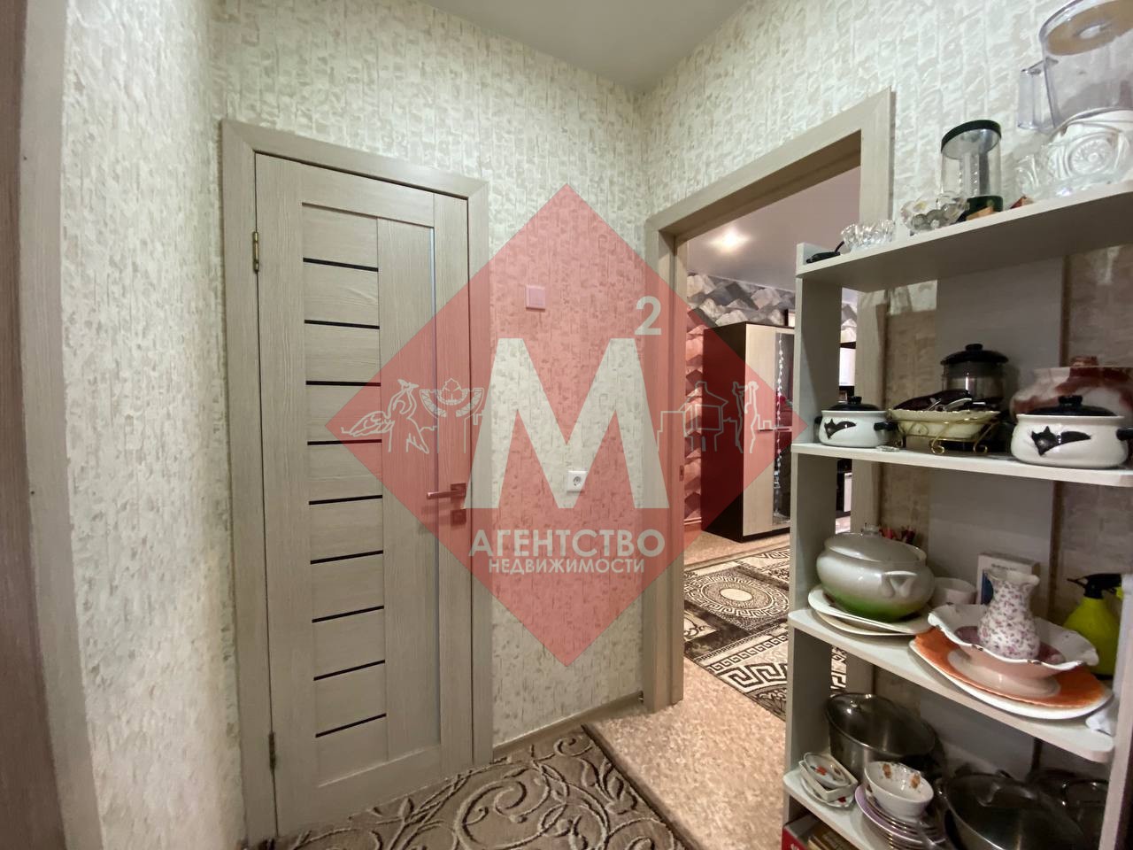 Продается 2-комнатная