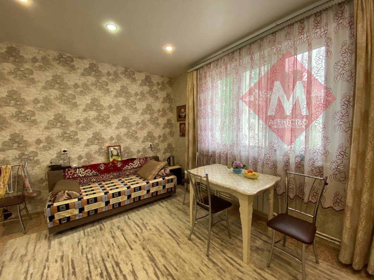 Продается 2-комнатная