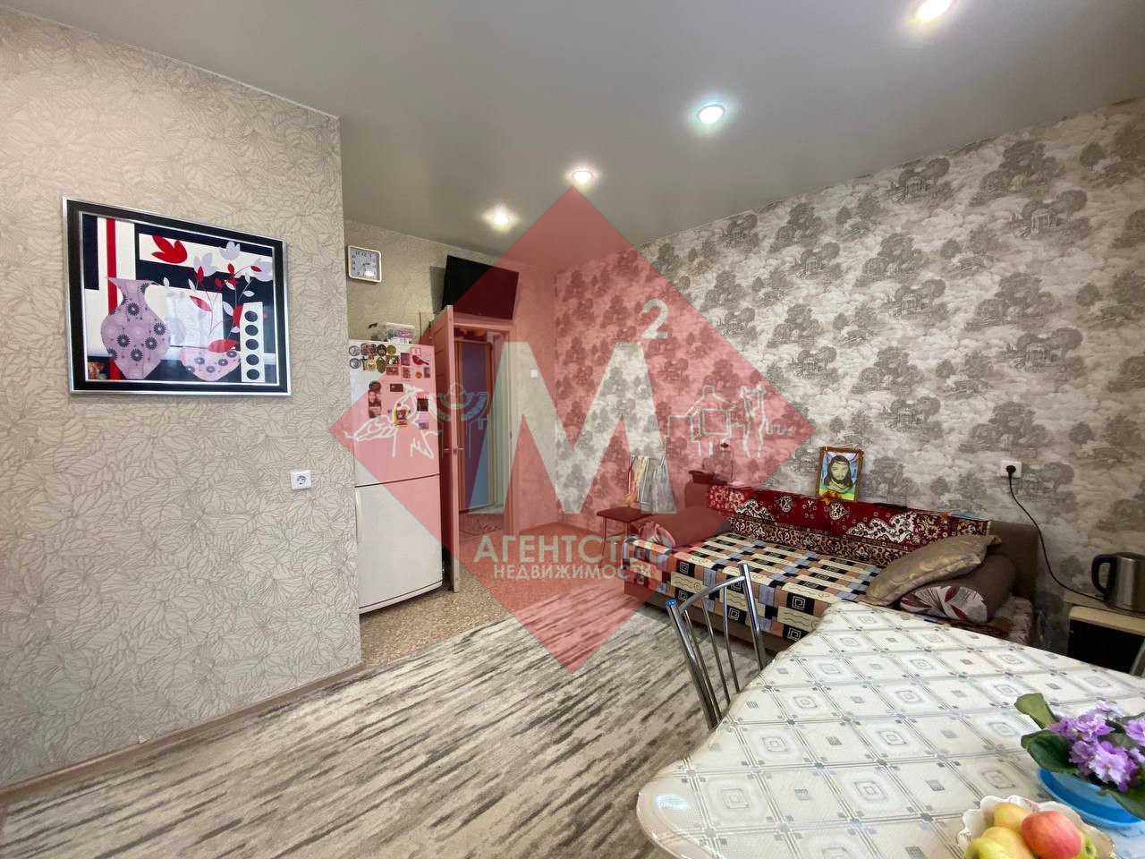 Продается 2-комнатная