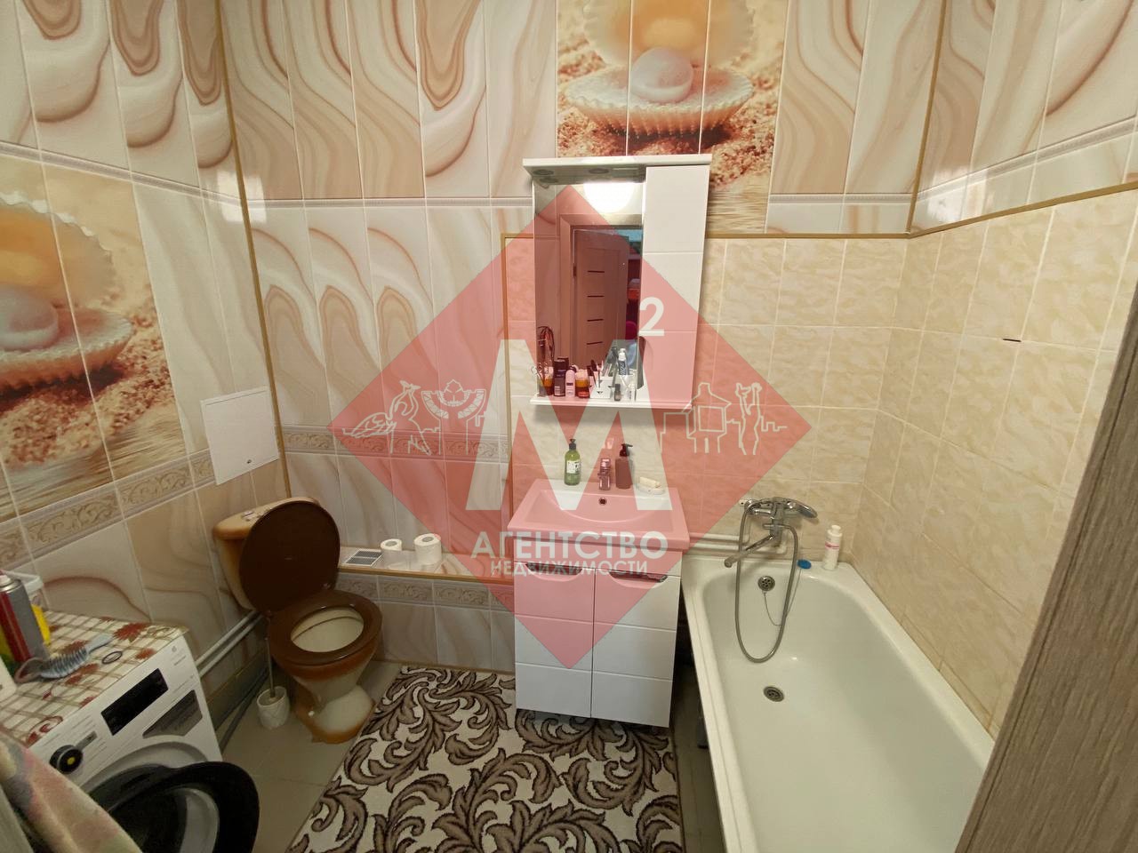 Продается 2-комнатная