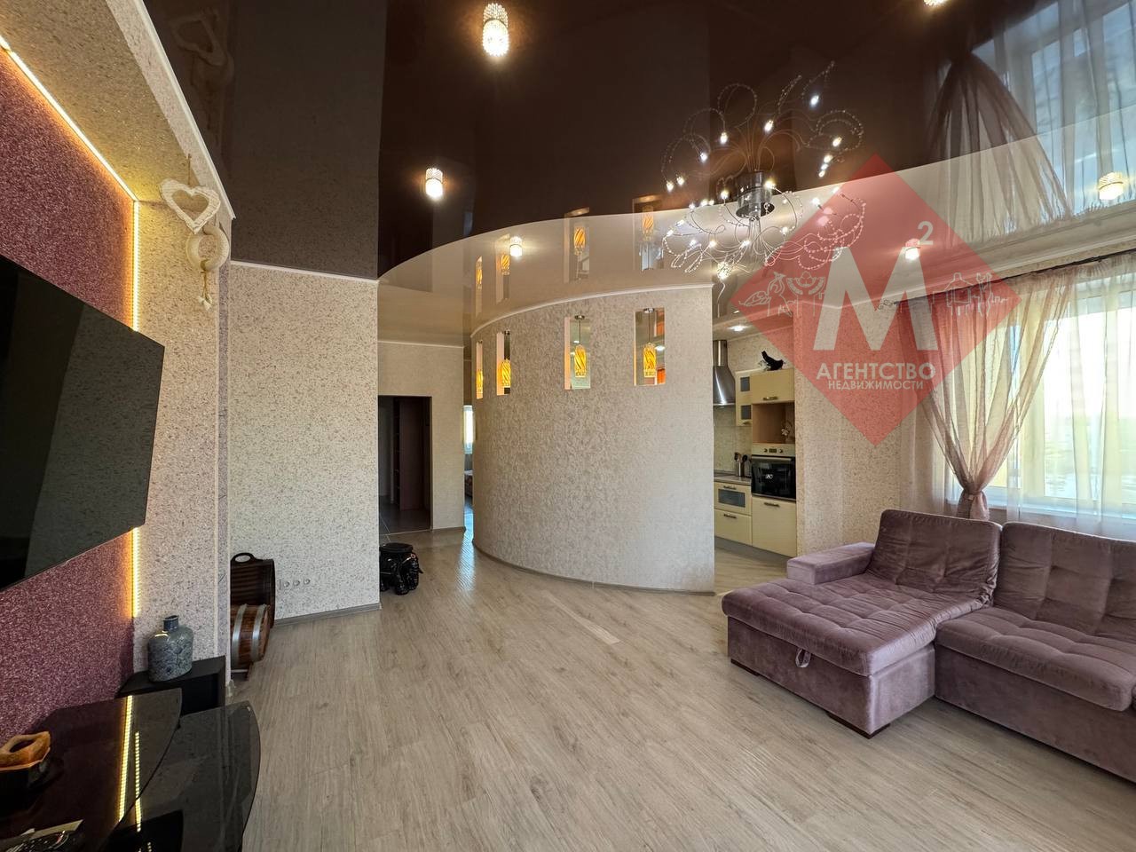 Продается трехкомнатная квартира