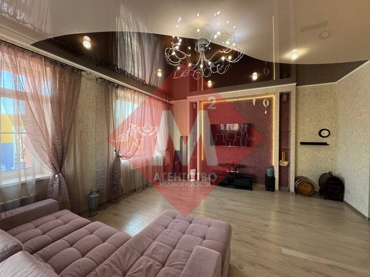 Продается трехкомнатная квартира