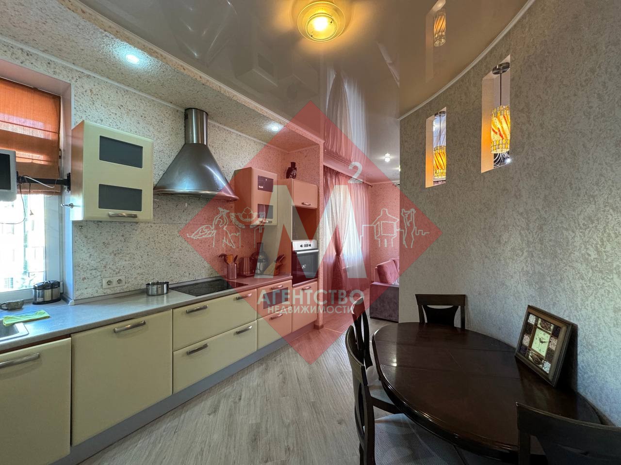 Продается трехкомнатная квартира