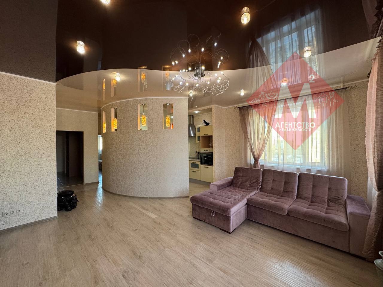 Продается трехкомнатная квартира