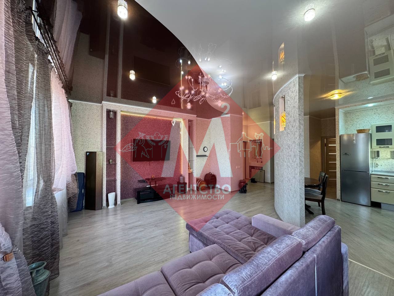 Продается трехкомнатная квартира