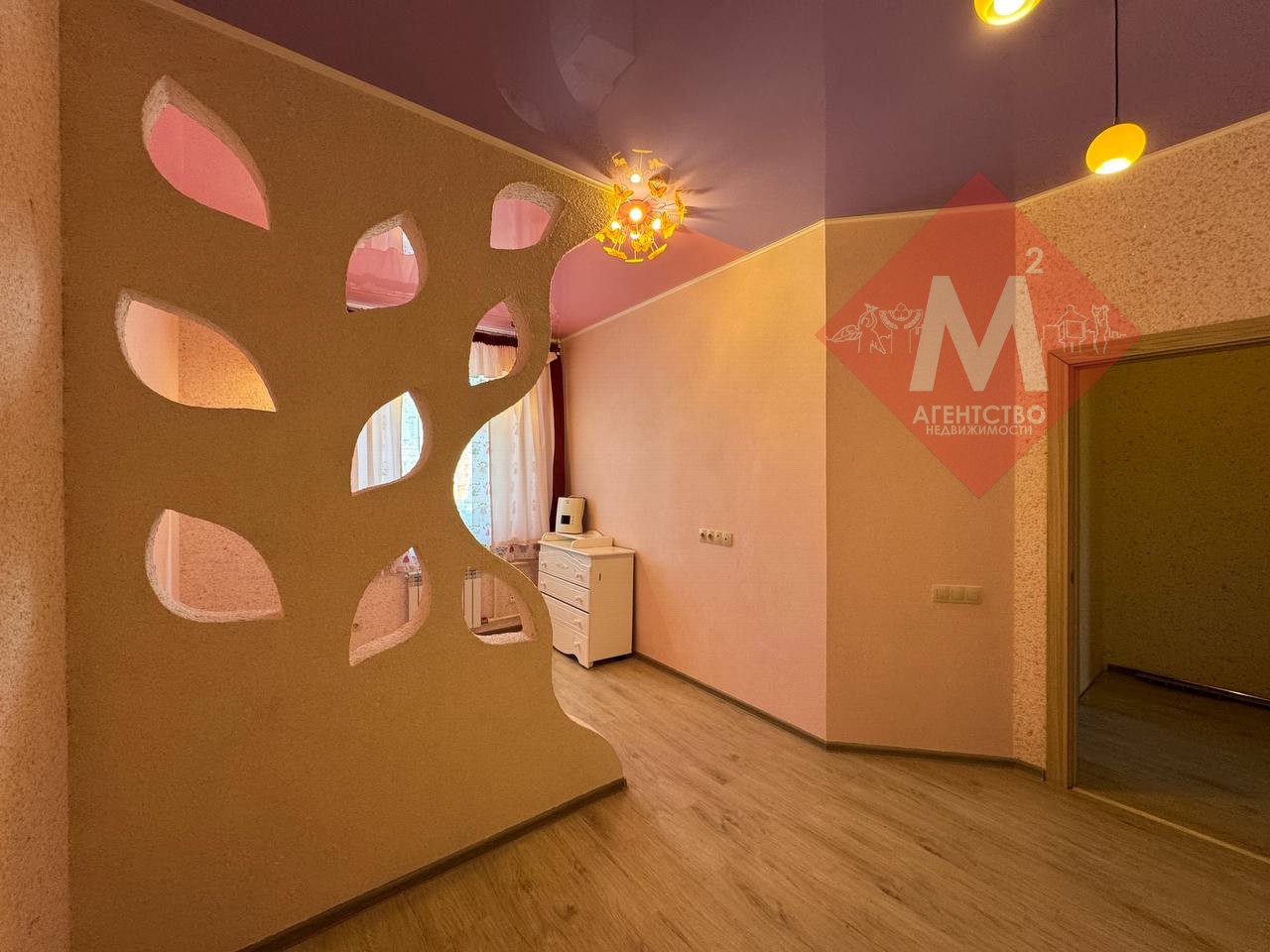 Продается трехкомнатная квартира