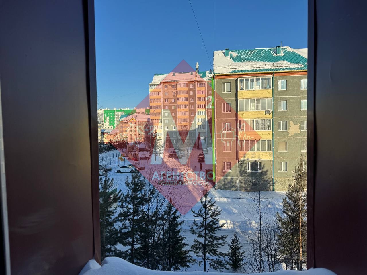 Продается трехкомнатная квартира