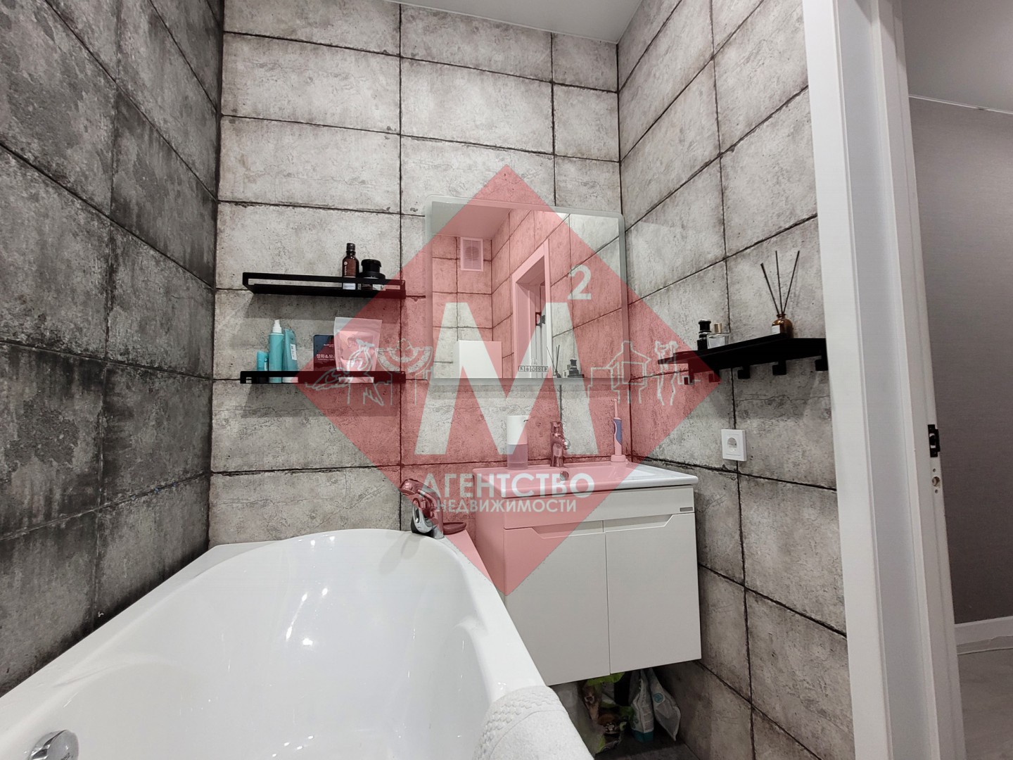 Продается просторная 2-комнатная