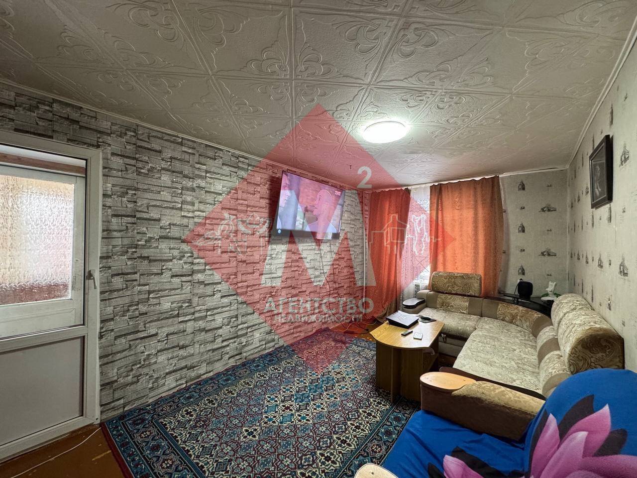 Продается 2-комнатная квартира