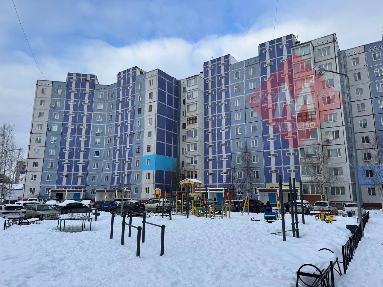 Продается 4-комнатная квартира
