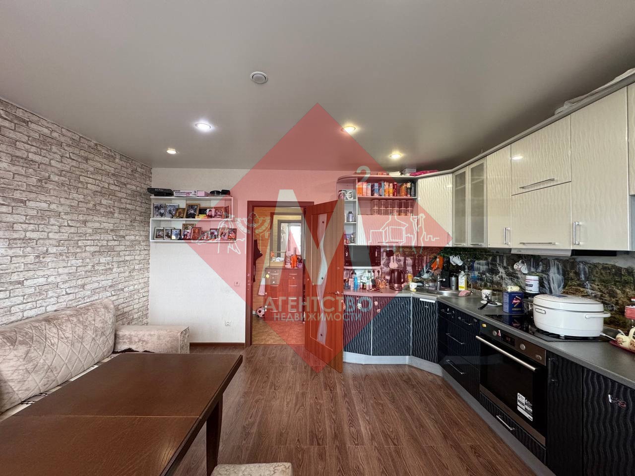 Продается 2-комнатная квартир