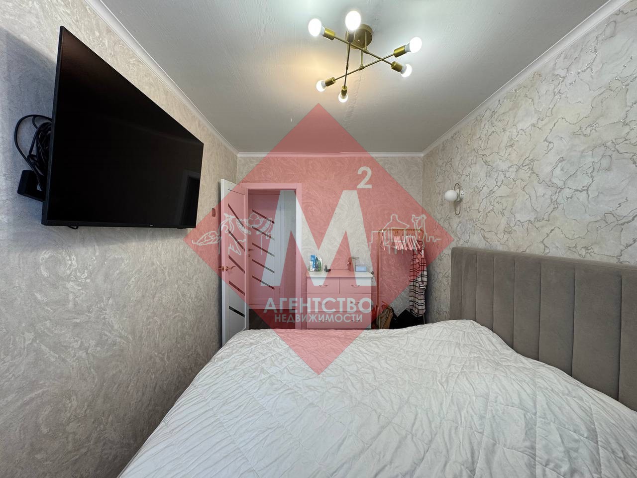 Продается 2-комнатная квартира