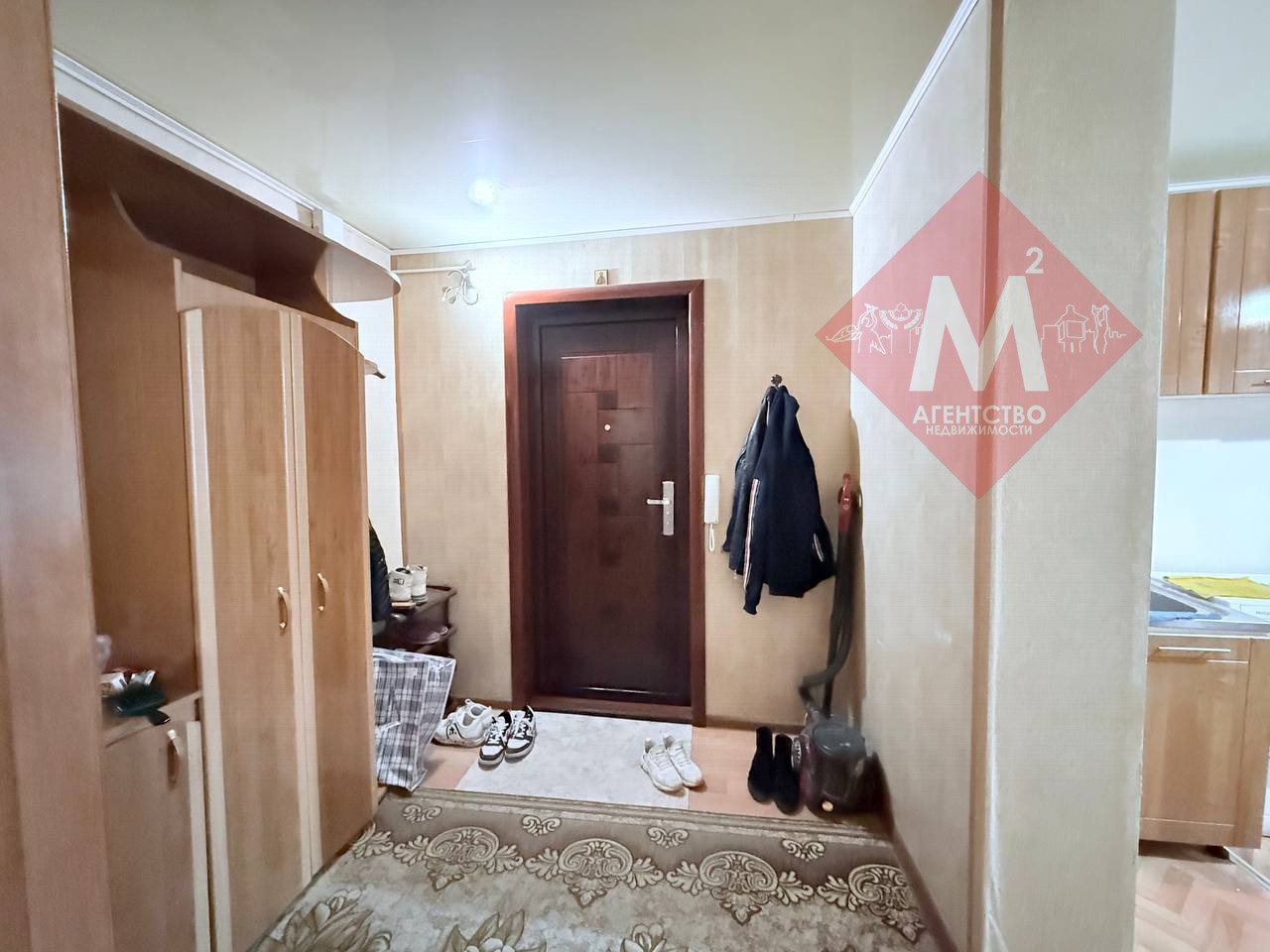 Продается 2-комнатная квартира