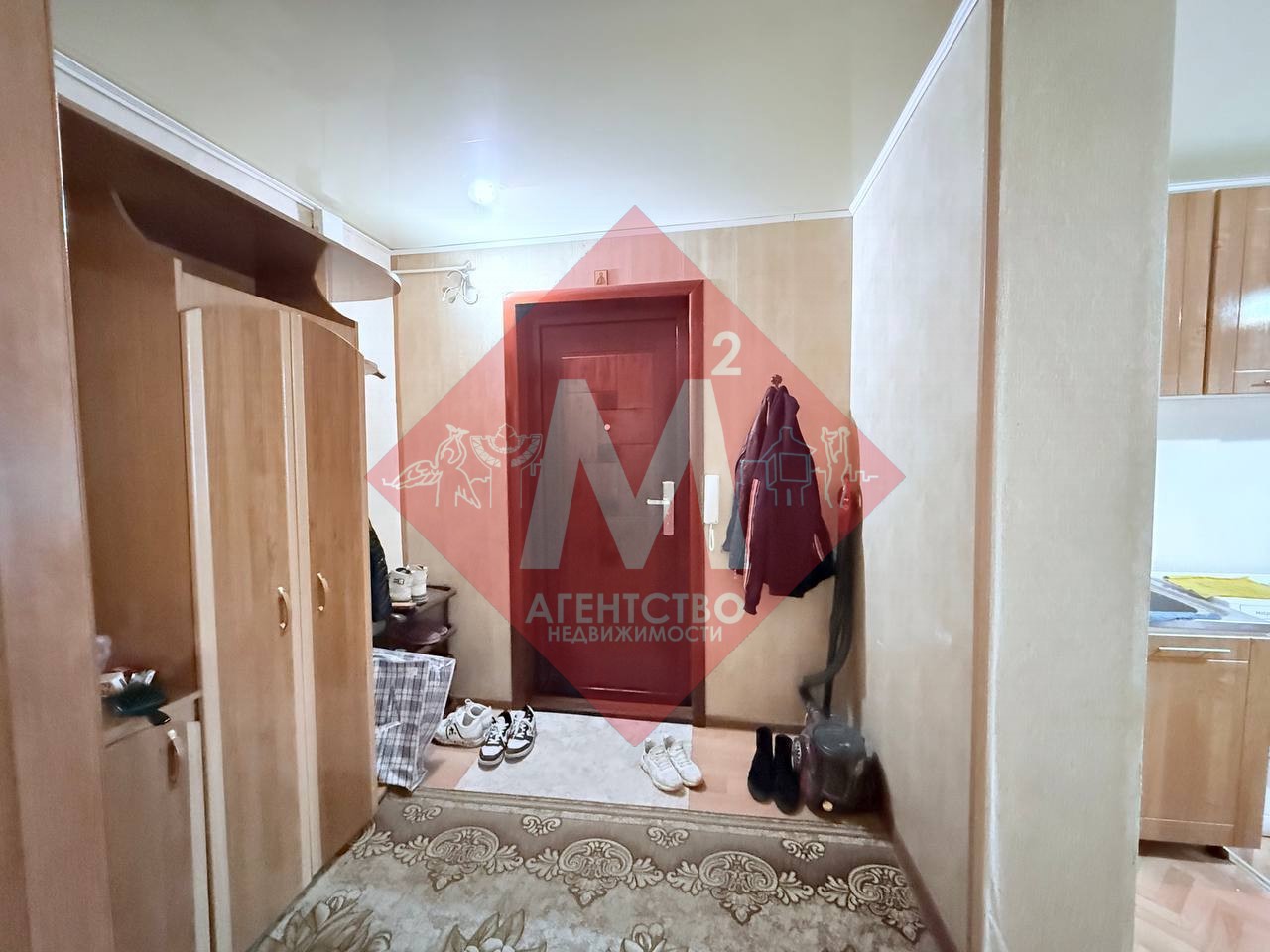 Продается 2-комнатная квартира