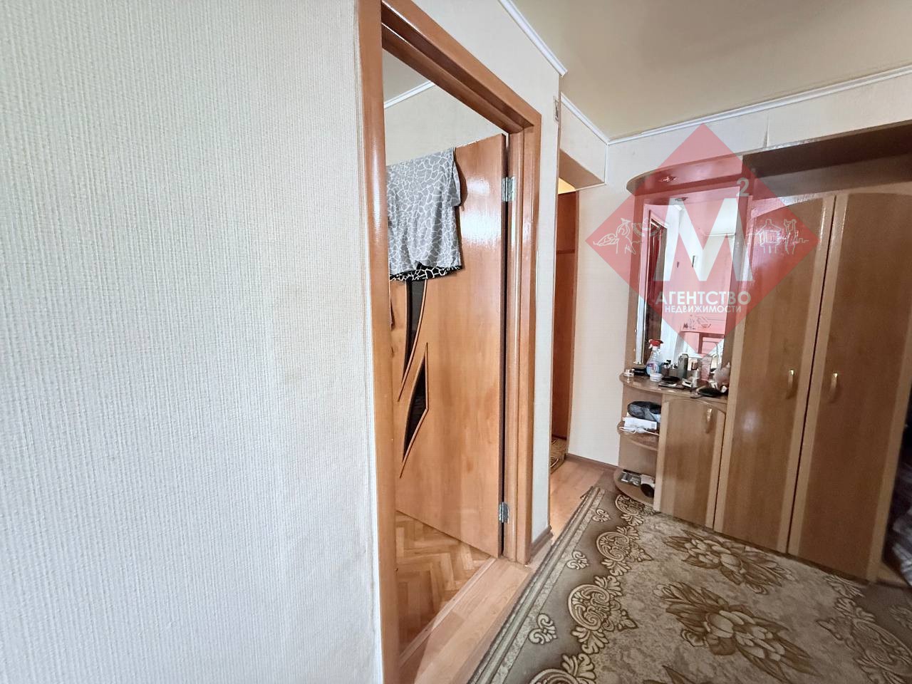 Продается 2-комнатная квартира