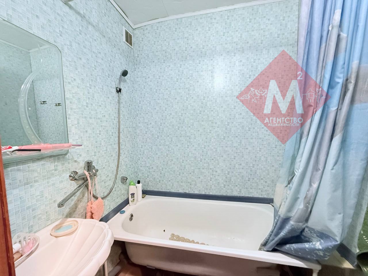 Продается 2-комнатная квартира