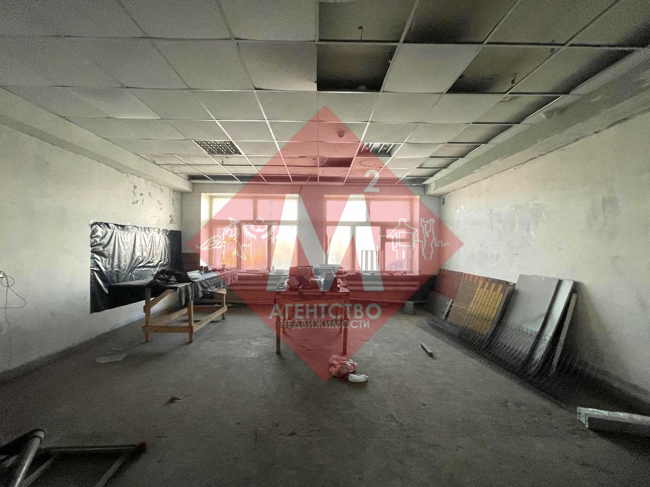 Часть здания в промзоне