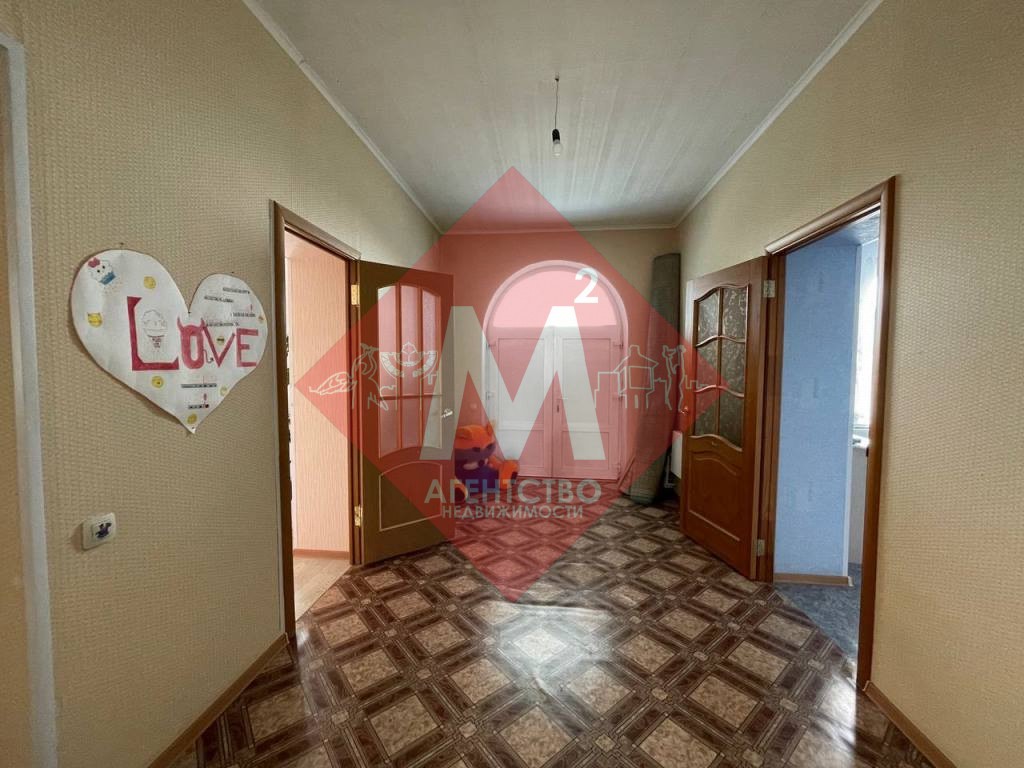 Коттедж с баней и бассейном