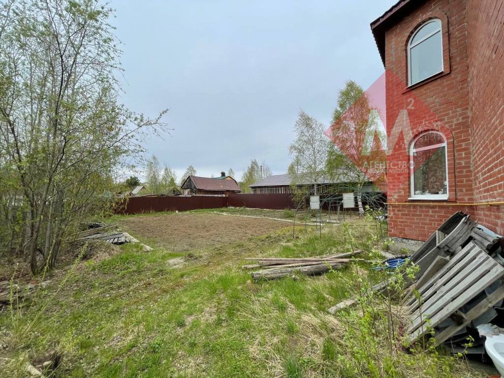 Коттедж с баней и бассейном