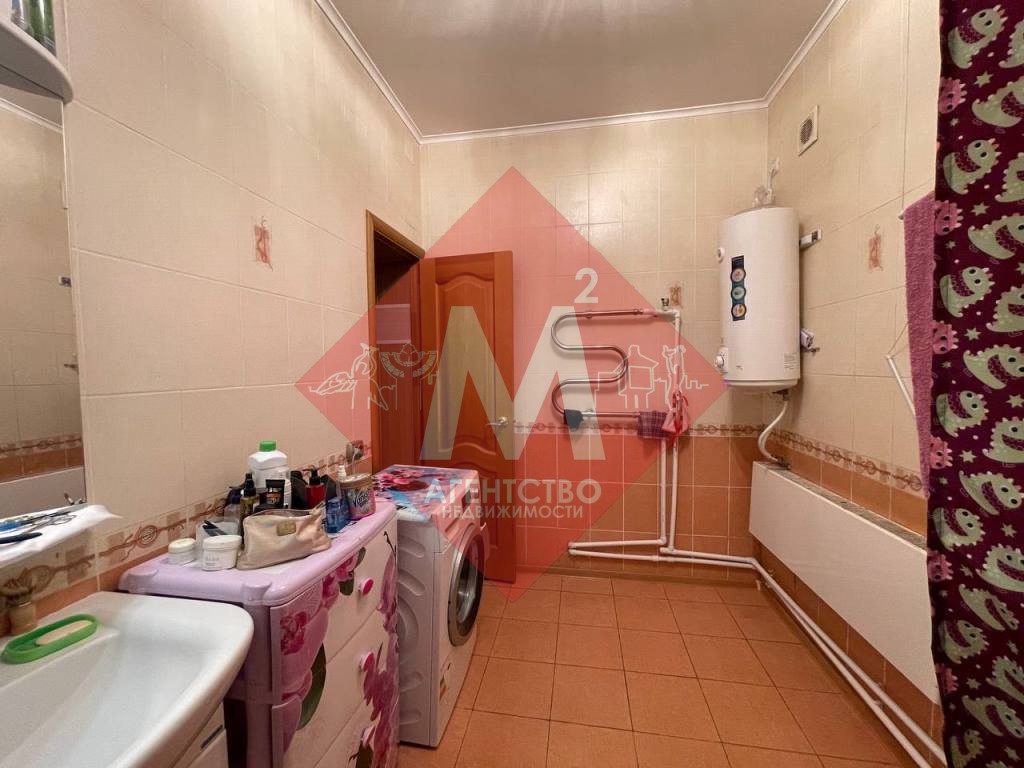 Коттедж с баней и бассейном