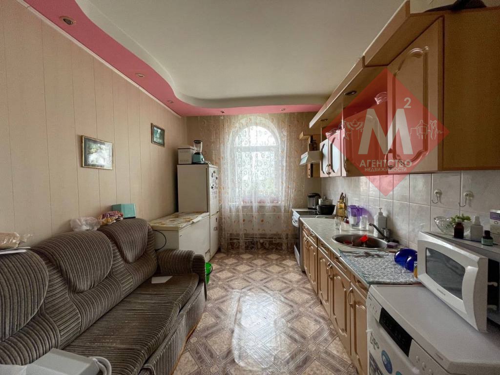 Коттедж с баней и бассейном