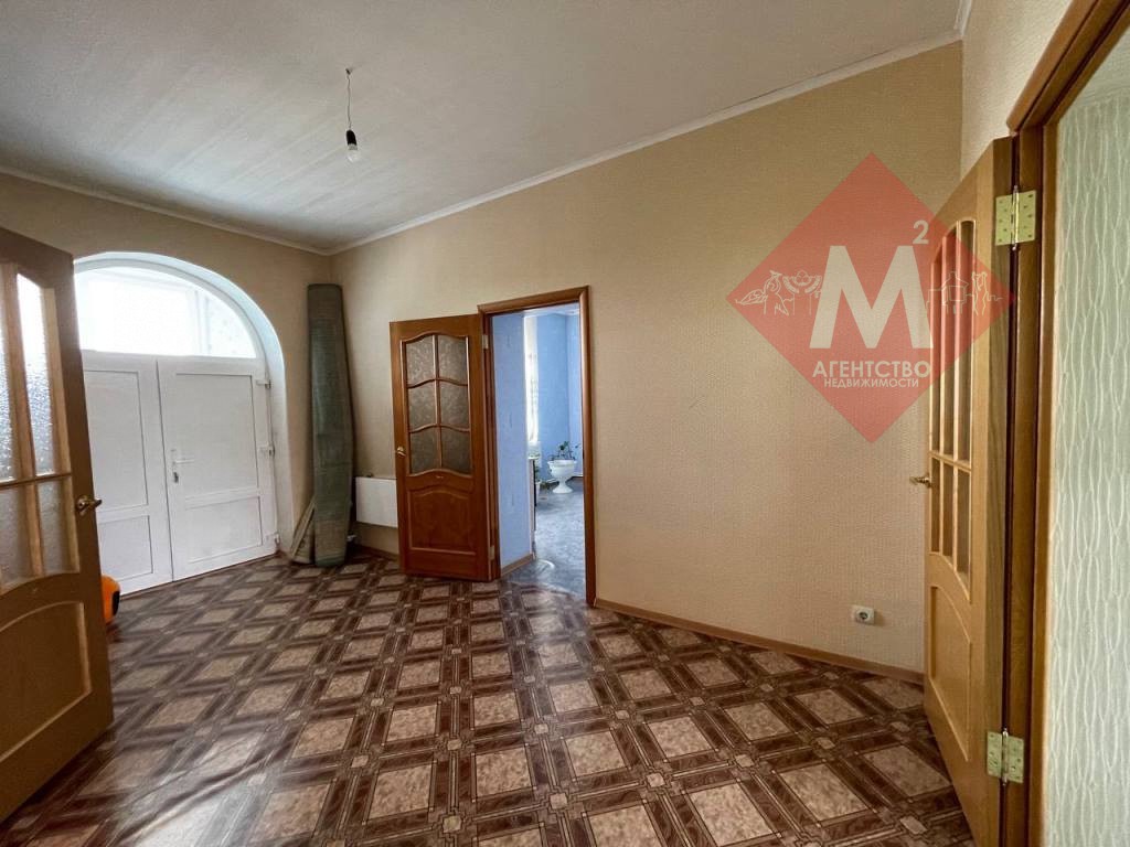 Коттедж с баней и бассейном