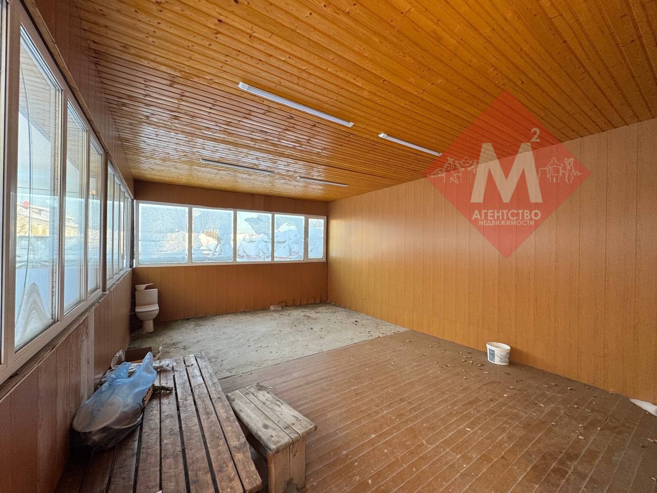 Продаётся двухэтажный дом на учас