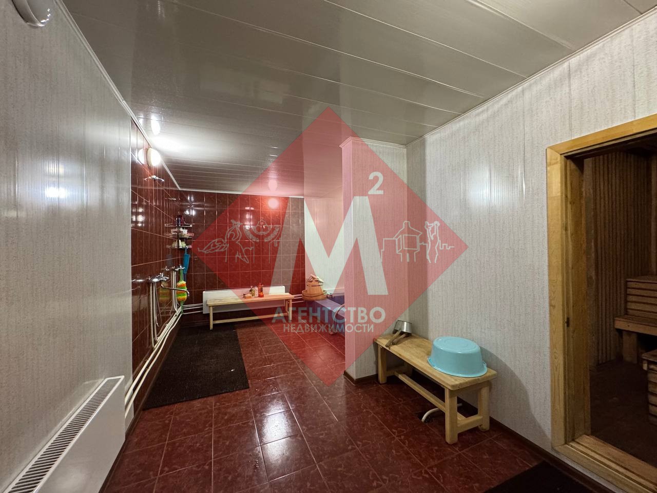 Продаётся двухэтажный дом на учас