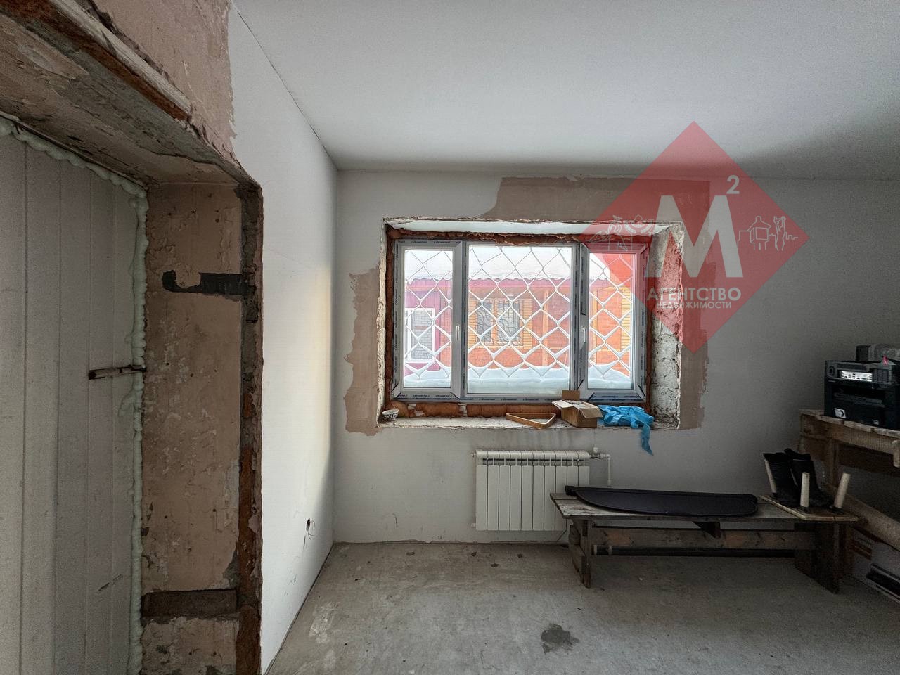 Продаётся двухэтажный дом на учас