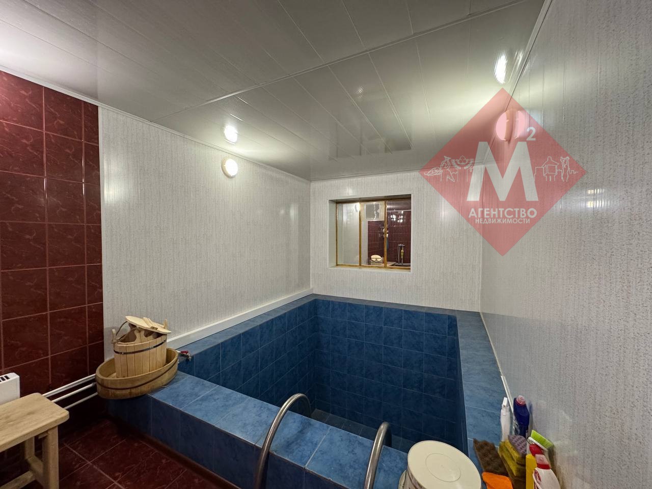 Продаётся двухэтажный дом на учас