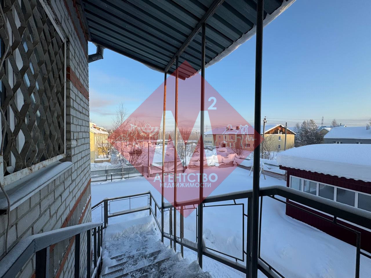 Продаётся двухэтажный дом на учас