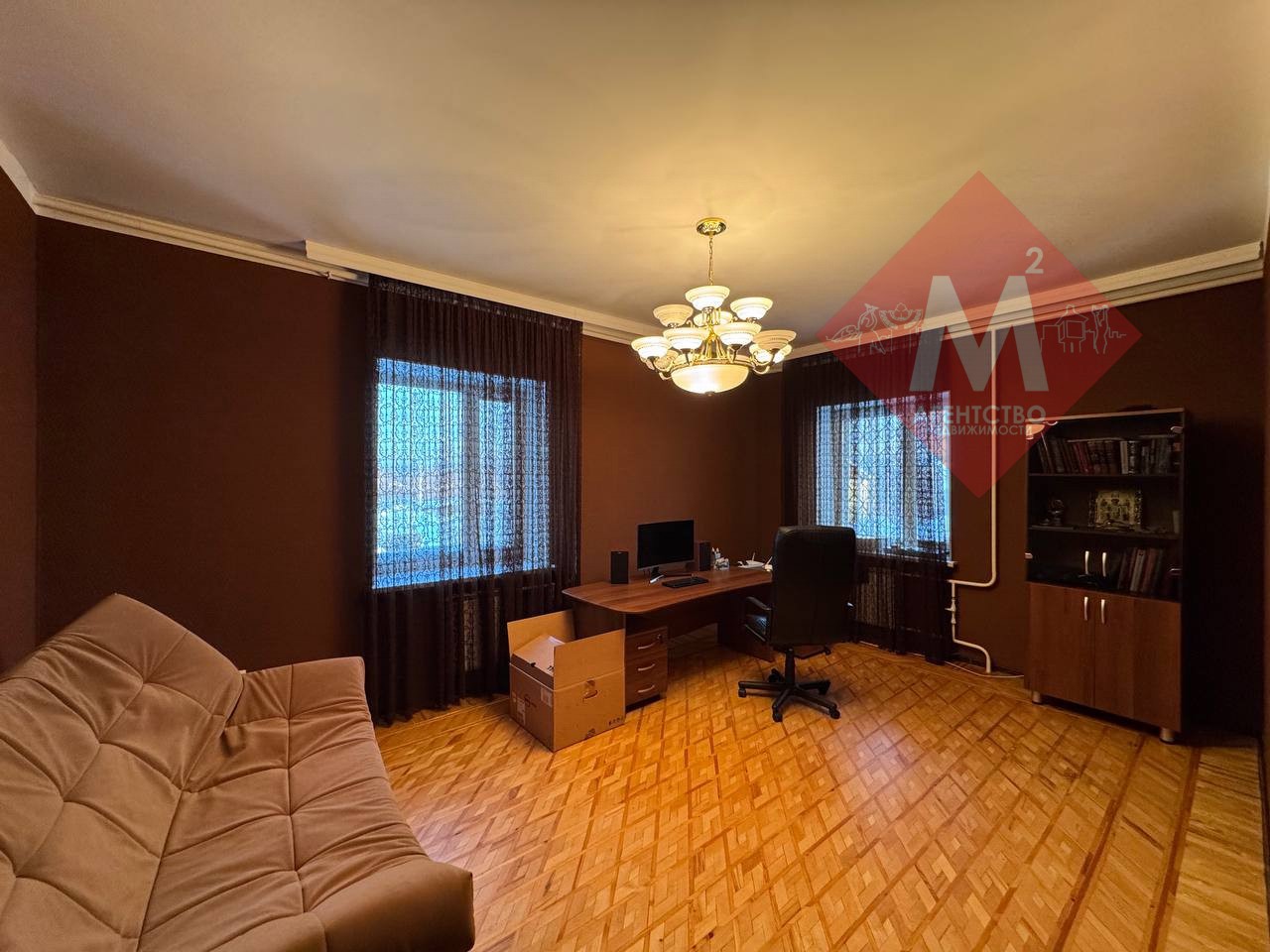 Продаётся двухэтажный дом на учас