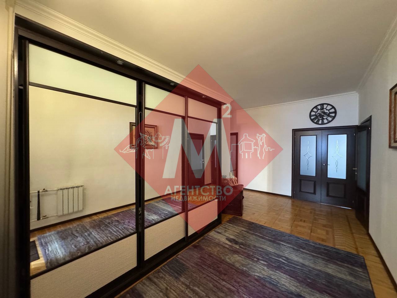 Продаётся двухэтажный дом на учас