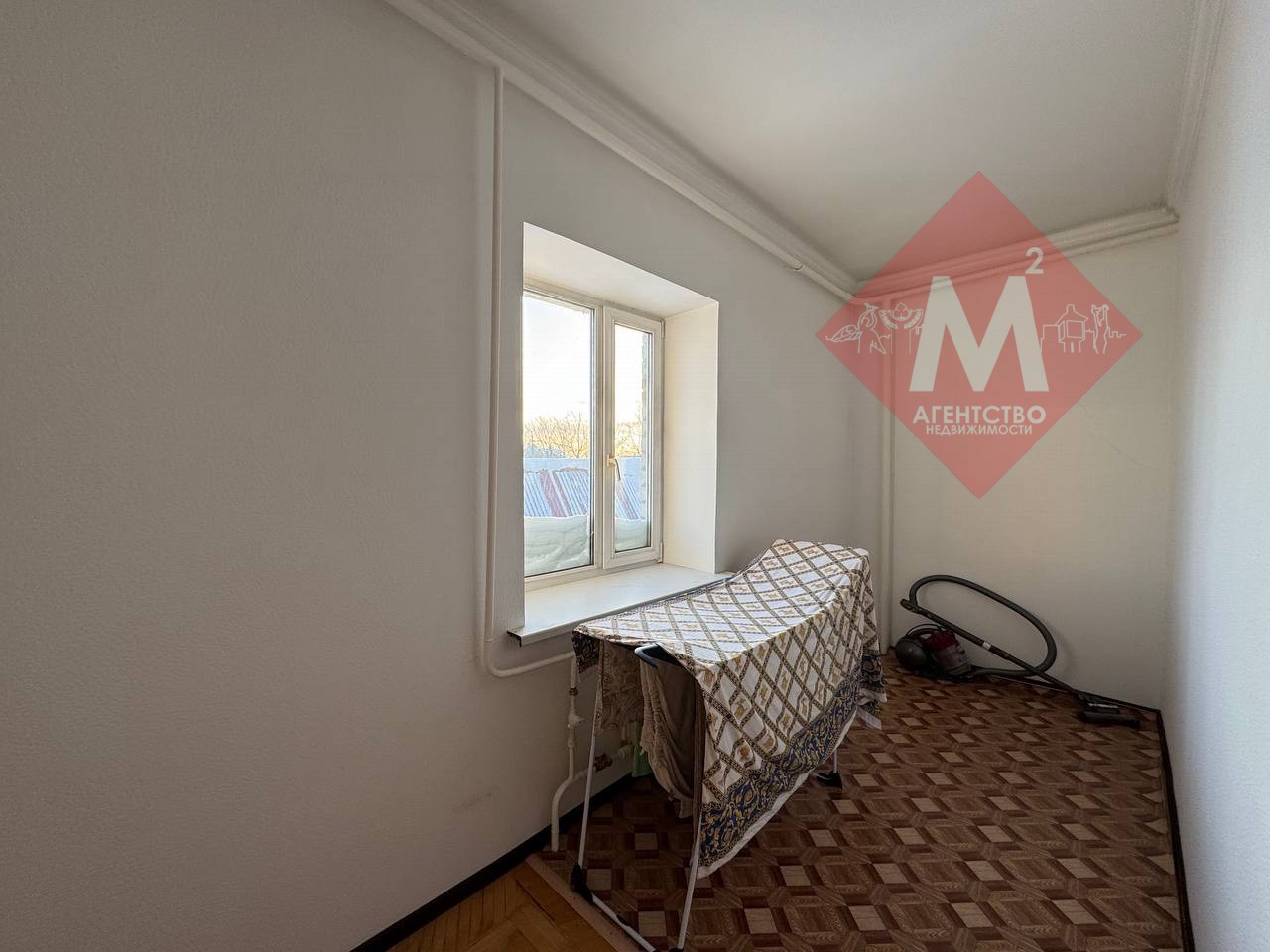 Продаётся двухэтажный дом на учас