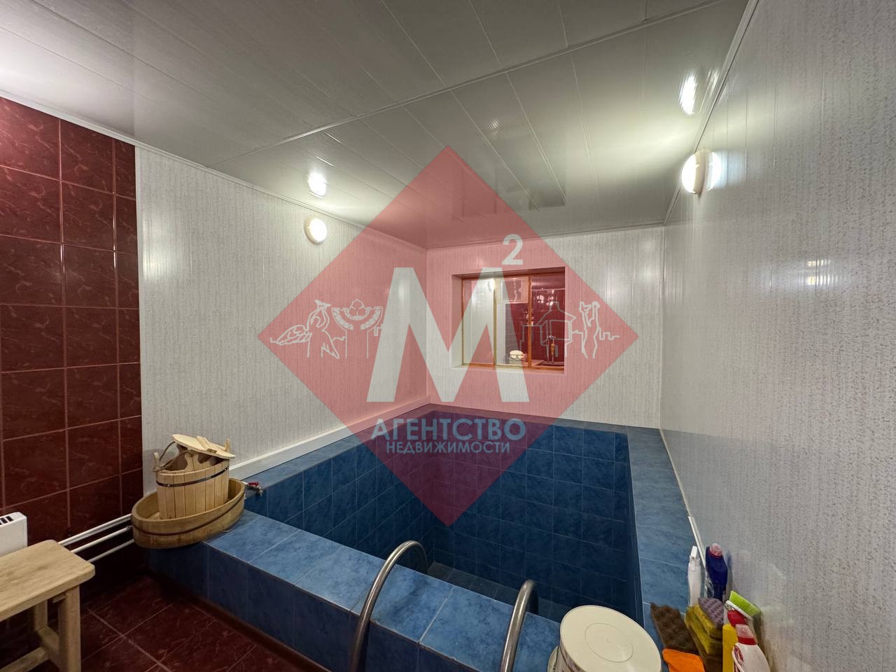 Продаётся двухэтажный дом на учас