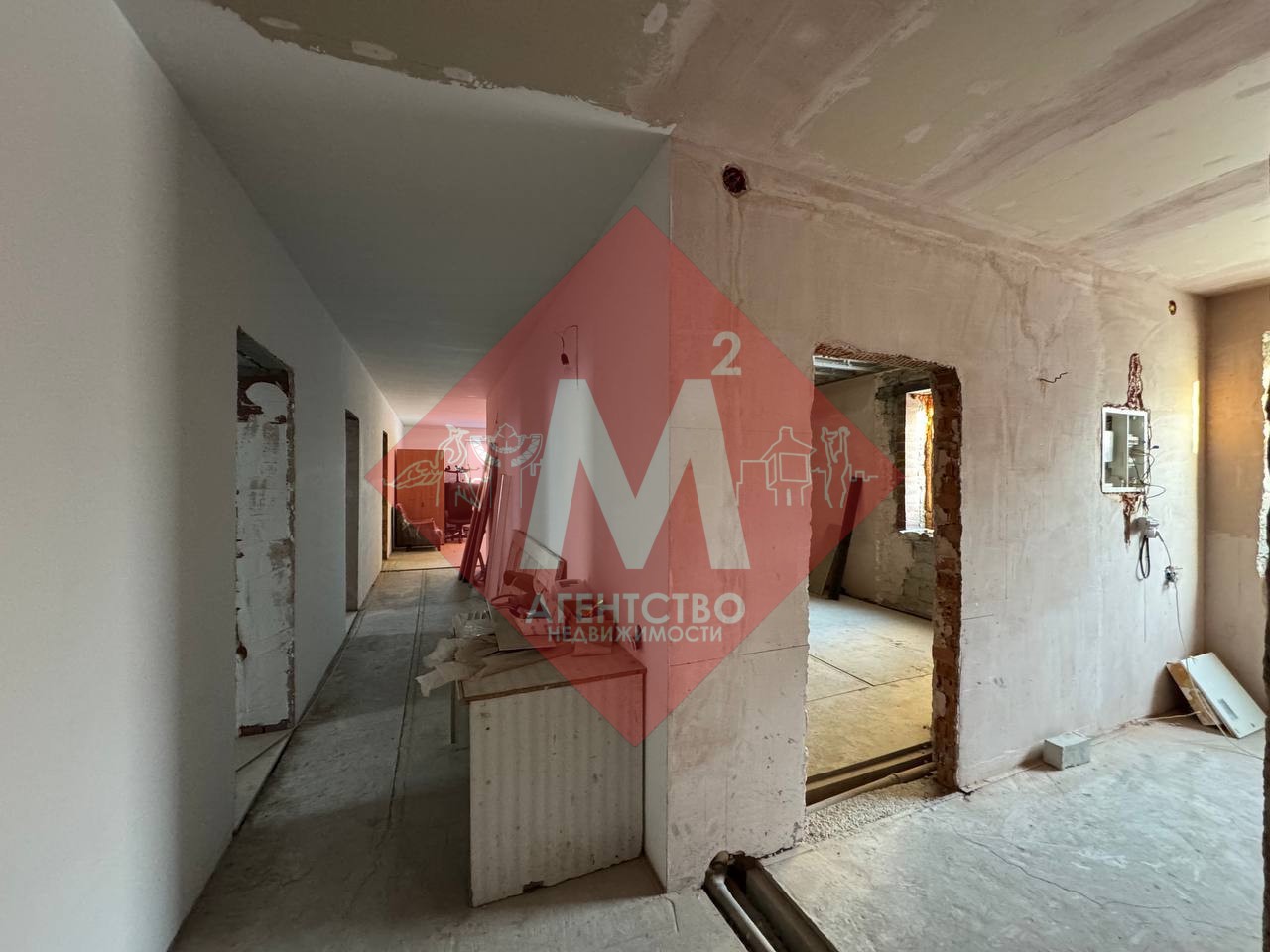 Продаётся двухэтажный дом на учас