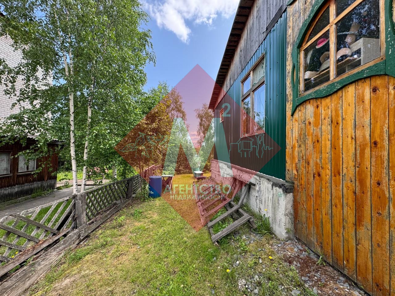 Продаётся дом, на участке 5 соток