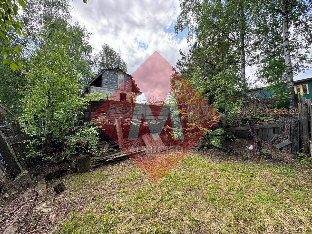 Продаётся дом, на участке 5 соток